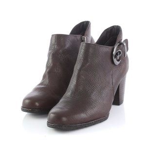 Clarks Artisan Leather Heeled Ankle Boots Booties